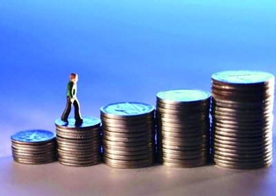 超五成毕业生选择到民营企业就业 毕业三年后月收入涨幅最大