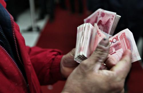 广西全面推行农民工工资保证金三方监管制