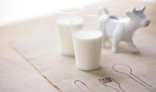 17家上市乳企2019年半年报:伊利净利润37.98亿元 17家上市乳企2019年半年报:伊利净利润37.98亿元