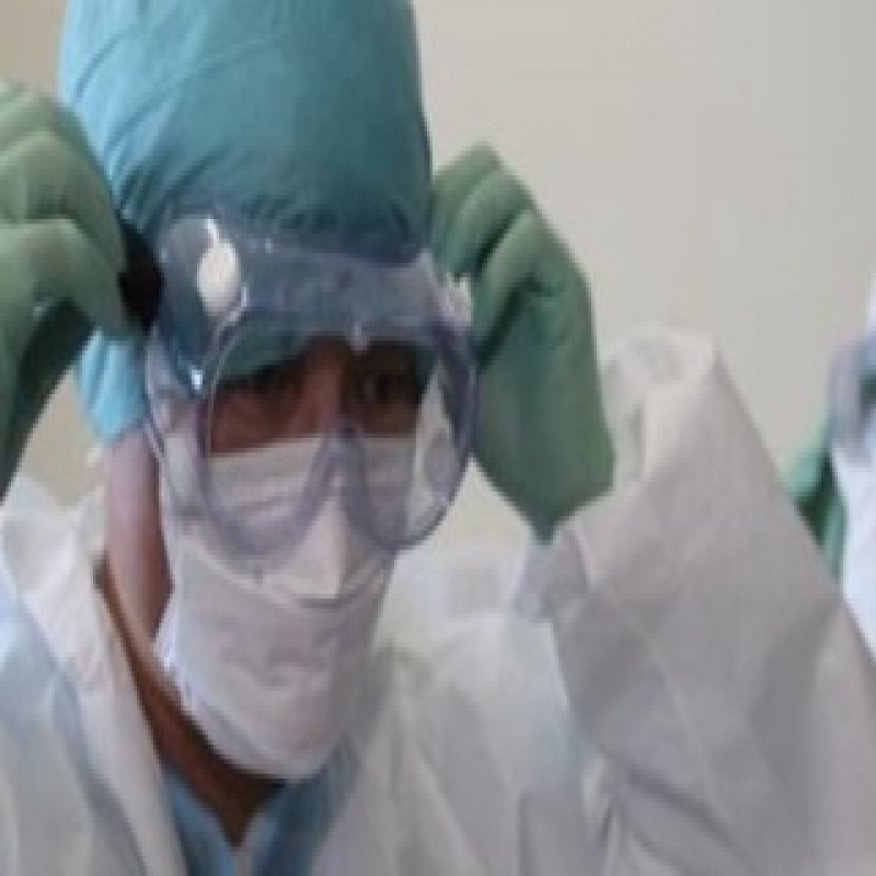 广东:肺炎治疗期间不得解除劳动合同 应当正常支付工资