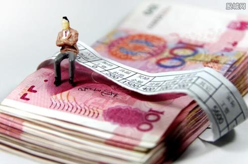 疫情期间工资能降低或延期发吗?