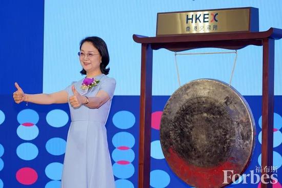 2020全球十大最富有女性，中国2位女性上榜！