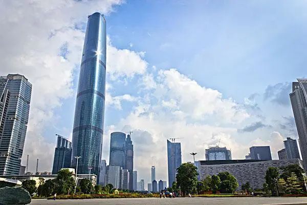 广东2020年GDP超11万亿元:连续32年居全国首位 广东2020年GDP超11万亿元:连续32年居全国首位