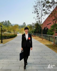 最低工资标准怎么调?代表建议每两年至少调整一次