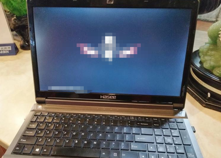 过年拒带电脑被开除获赔19.4万元