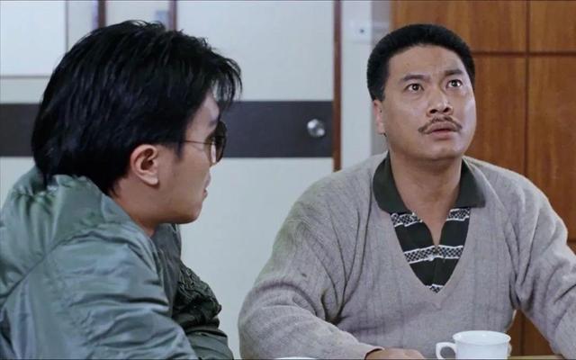 吴孟达一年的收入，折合成人民币是多少？